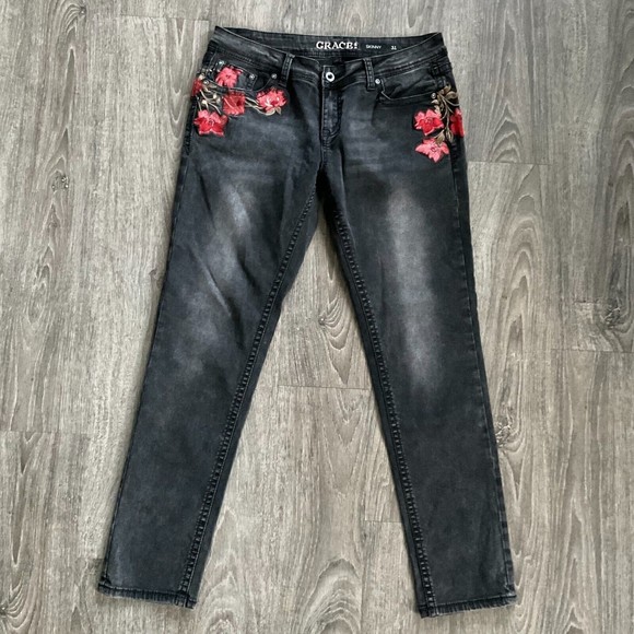 Grace In La Embroidered Floral Skinny Jeans Black Distressed Size 31 Stretch